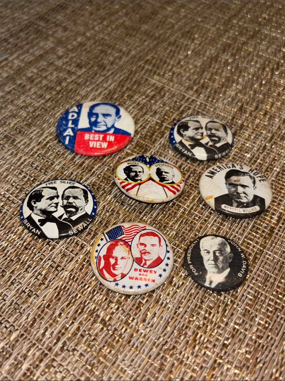 Vintage 1980 reproduction presidential campaign pins bundle